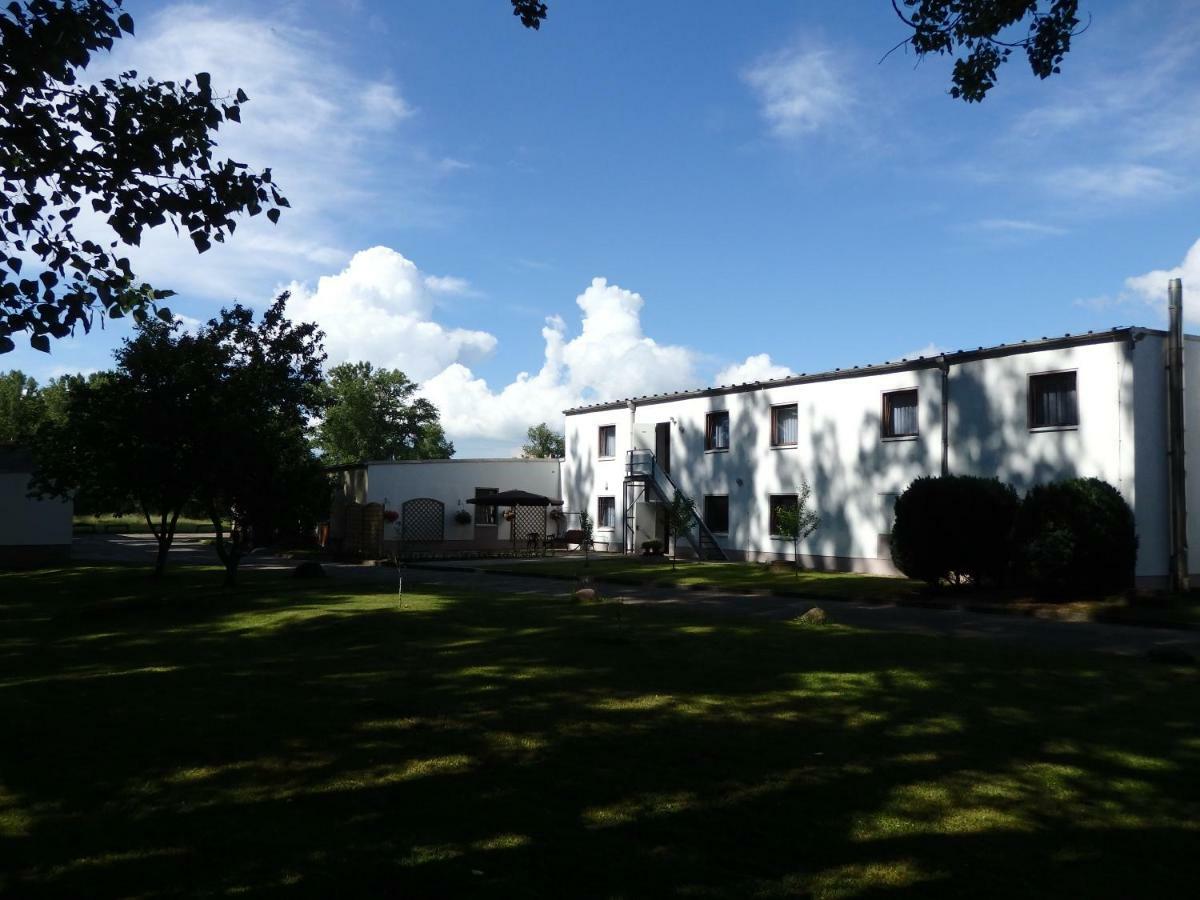 Zur Saale Hotel Weißenfels Exterior foto