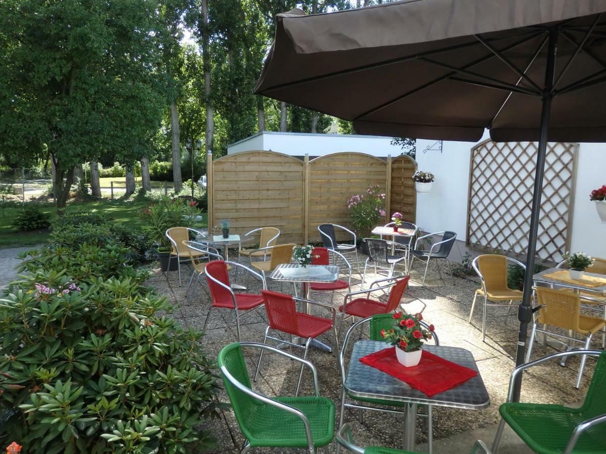 Zur Saale Hotel Weißenfels Exterior foto