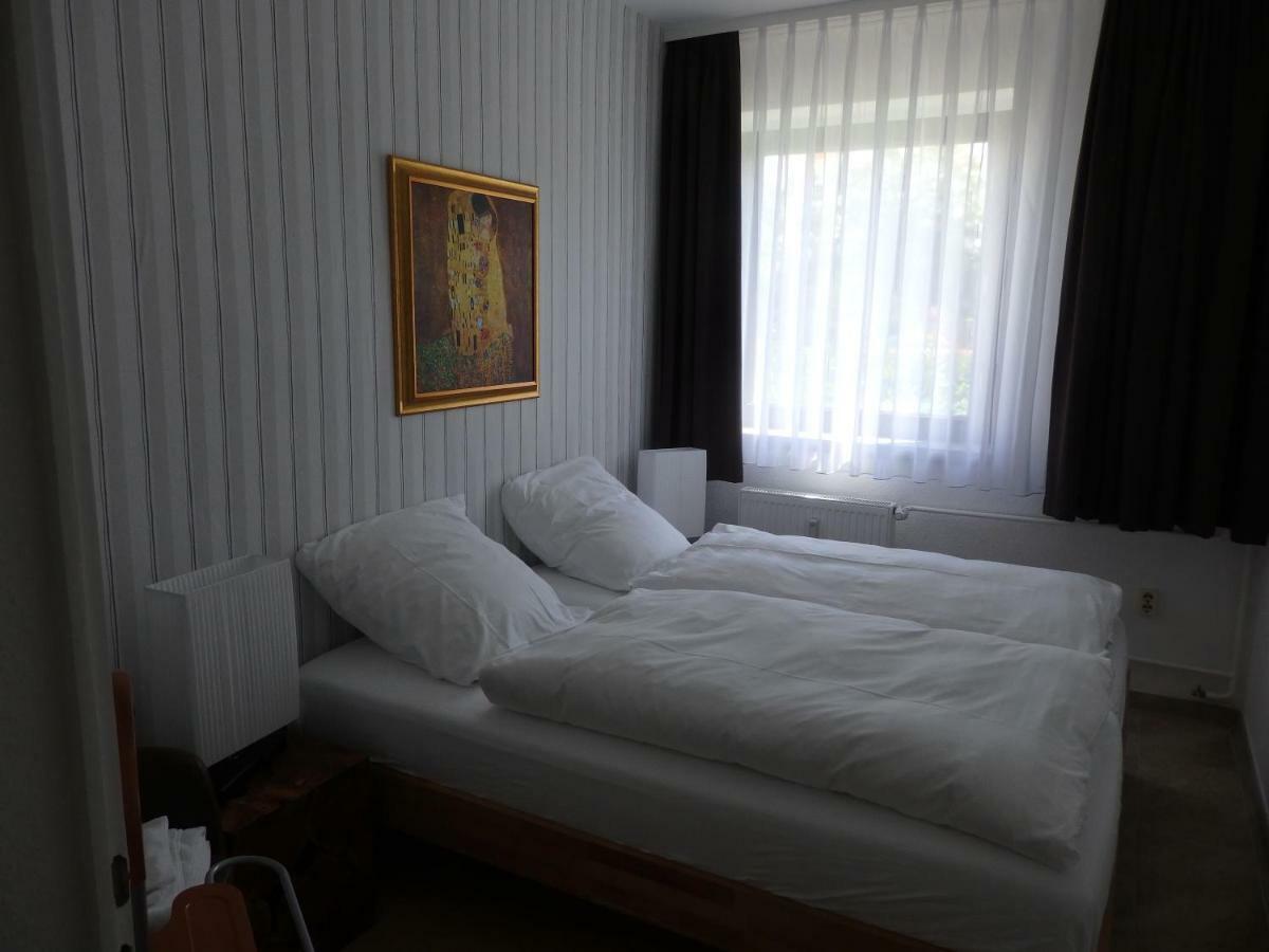 Zur Saale Hotel Weißenfels Exterior foto
